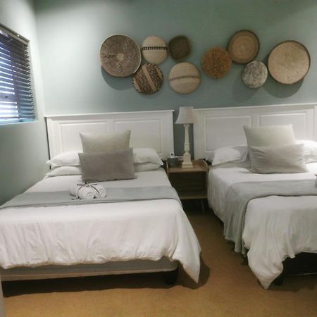 Hillton Manor Guest House Richards Bay Exterior photo